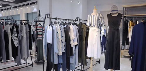 昔日女裝巨頭隕落 三千門店輝煌不再，一折清倉背后的行業寒冬